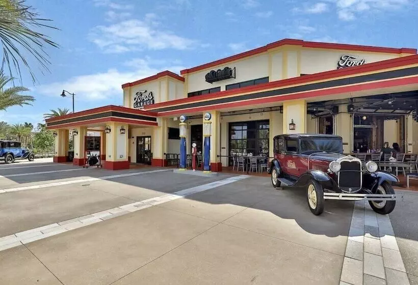 Sandy Bottoms At Margaritaville