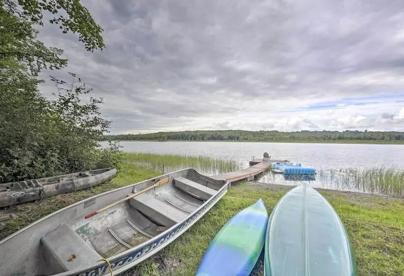 Secluded Harmony Cabin W/ Deck, Dock, Boats!
