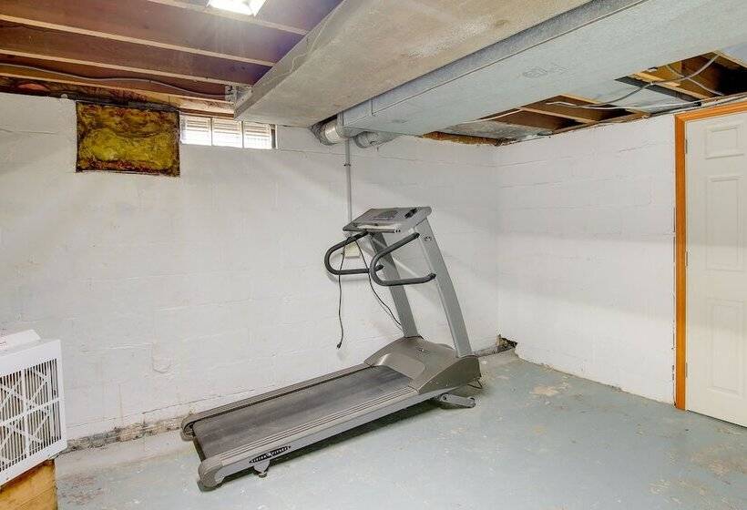 Shawano Vacation Rental: Close To Main Street!