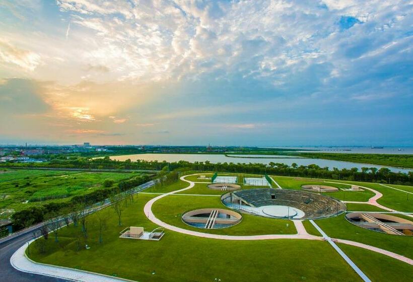 The Qube Hotel Shanghai Sanjiagang Offer Pudong International Airport And Disney Shuttle