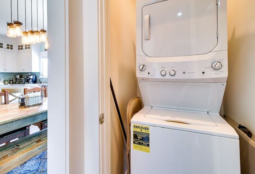 Waterfront Port Isabel Home W/ Private Boat Dock!