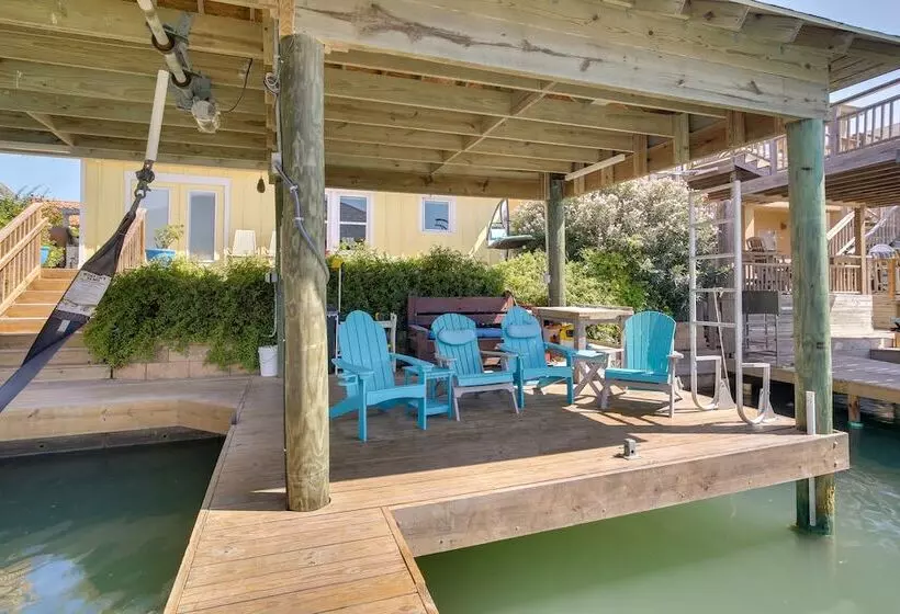 Waterfront Port Isabel Home W/ Private Boat Dock!