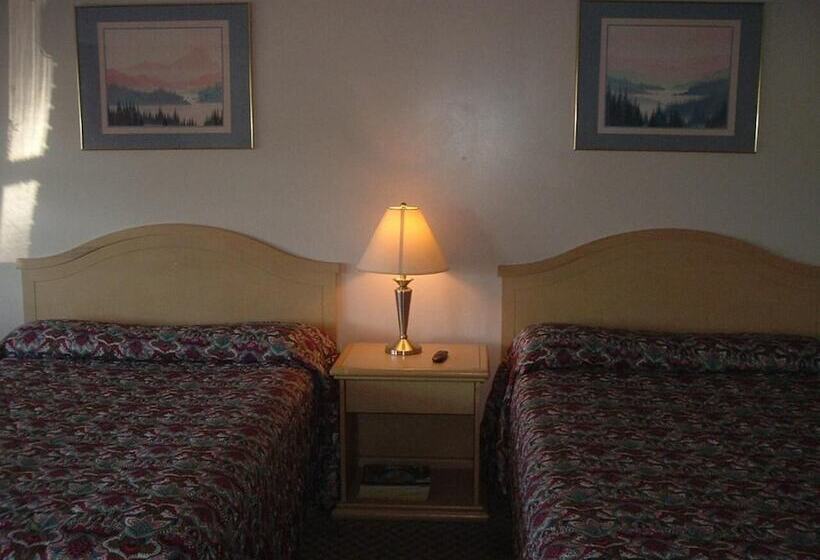 Fels Three Crown Motel