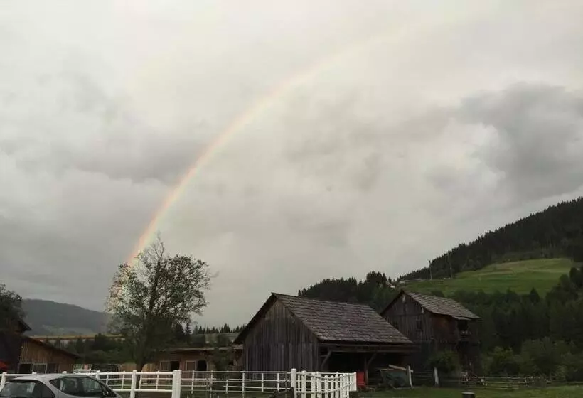 簡易ホテル Landhaus Lungau