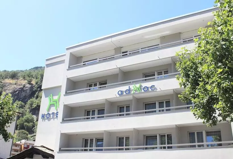 Hôtel Adhhoc
