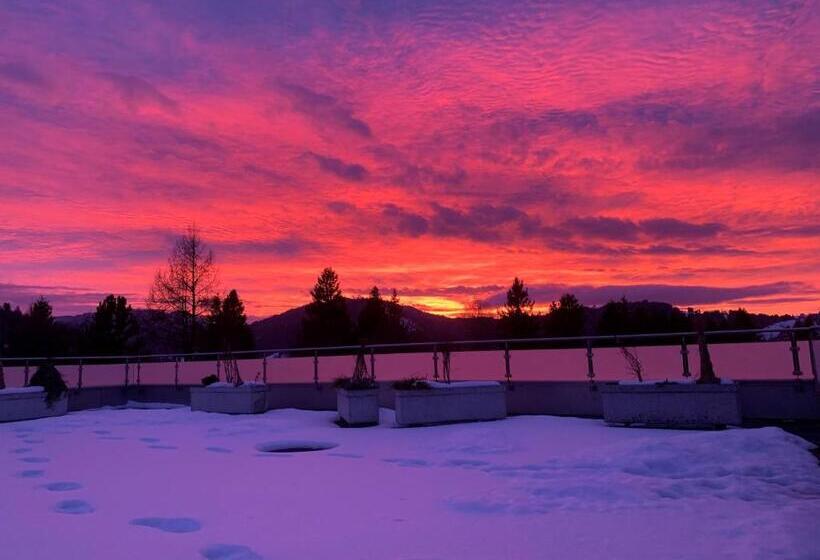 בית מלון כפרי Allegro Einsiedeln