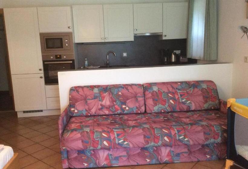 호텔 Appartementhaus Karantanien Am Ossiacher See