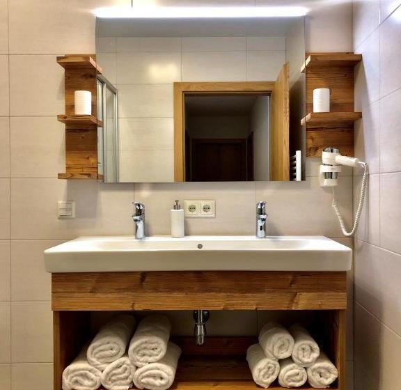 호텔 Appartements Heinzle