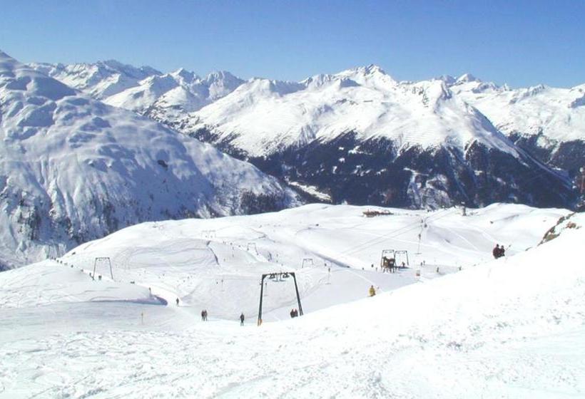 호텔 Appartements Heinzle