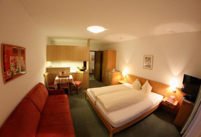 호텔 Appartements Heinzle