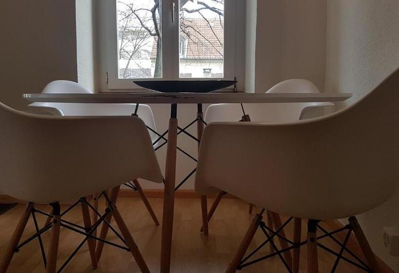 בית מלון כפרי Basel Charme Apartments