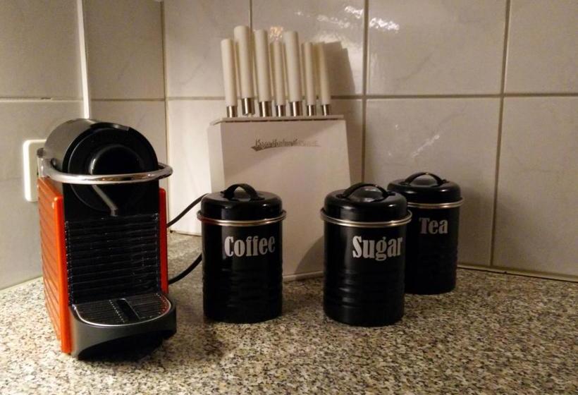 בית מלון כפרי Basel Charme Apartments