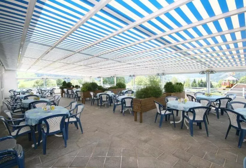 Hotelli Café Perner