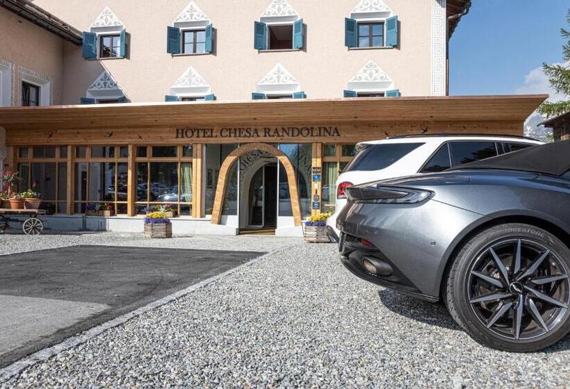 فندق Chesa Randolina