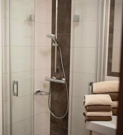 Hotelli Frühstückspension Auer Haus Kargl