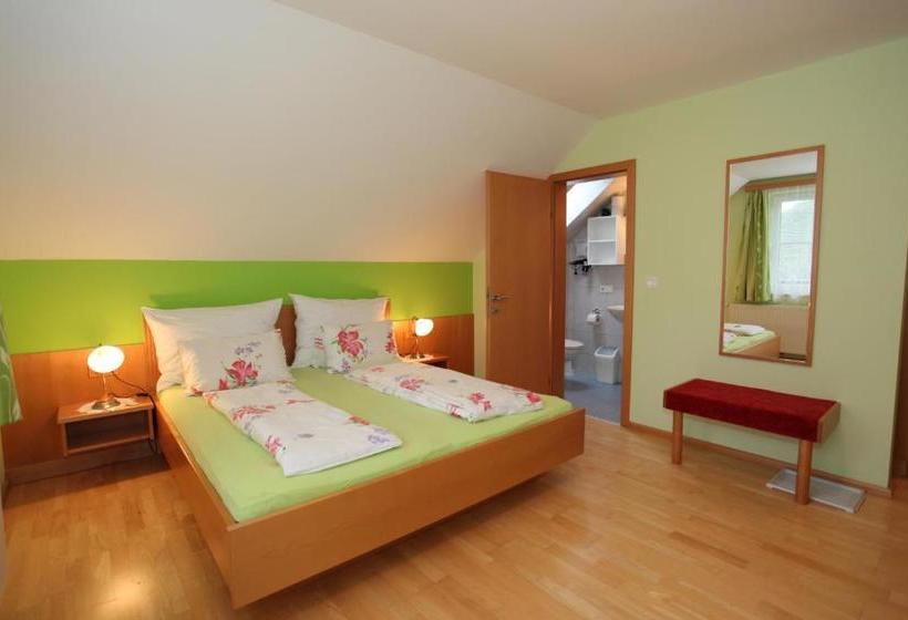 호텔 Gästehaus Weinbergblick