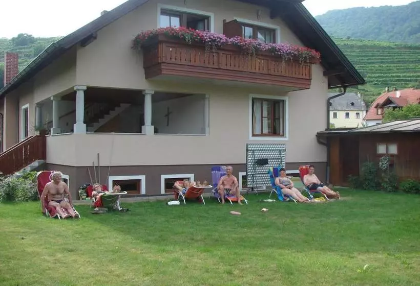 ホテル Gästehaus Weinbergblick