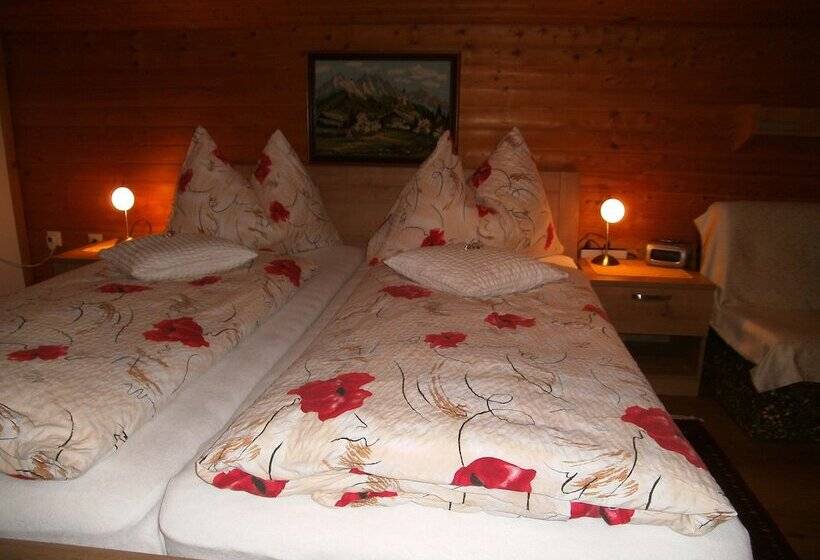 בית מלון כפרי Gästehaus Zum Tauern