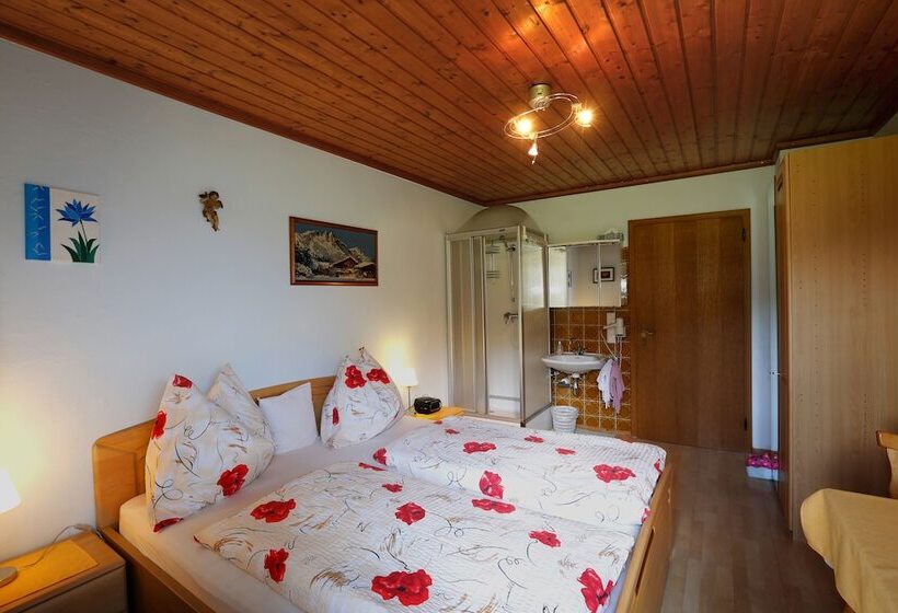 בית מלון כפרי Gästehaus Zum Tauern