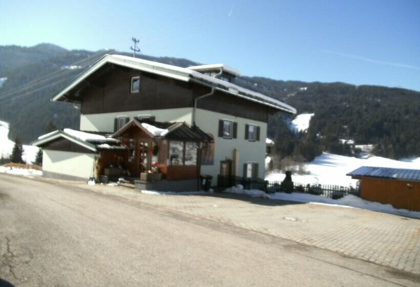 בית מלון כפרי Gästehaus Zum Tauern