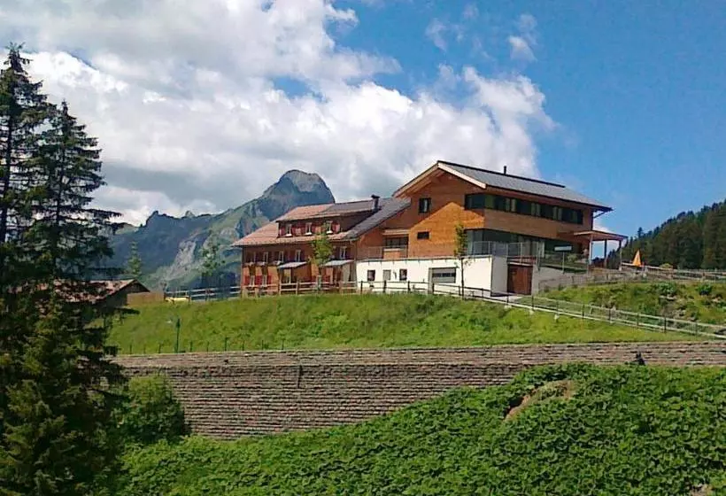 هتل Haus Schwarzmann