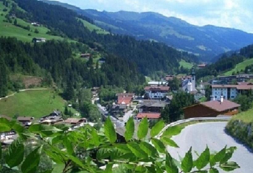 בית מלון כפרי Haus Waldblick