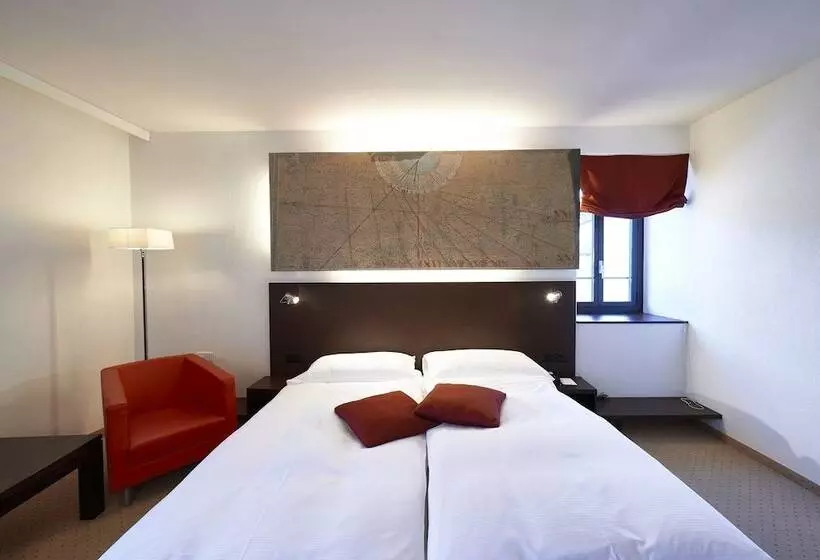 هتل La Meridiana, Lake & Spa