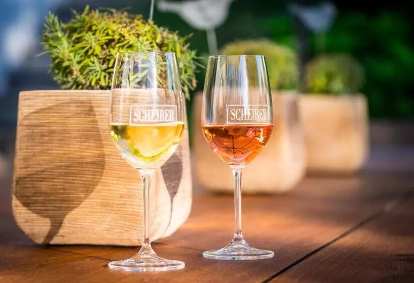 ホテル Scheiber Wein & Gästehaus