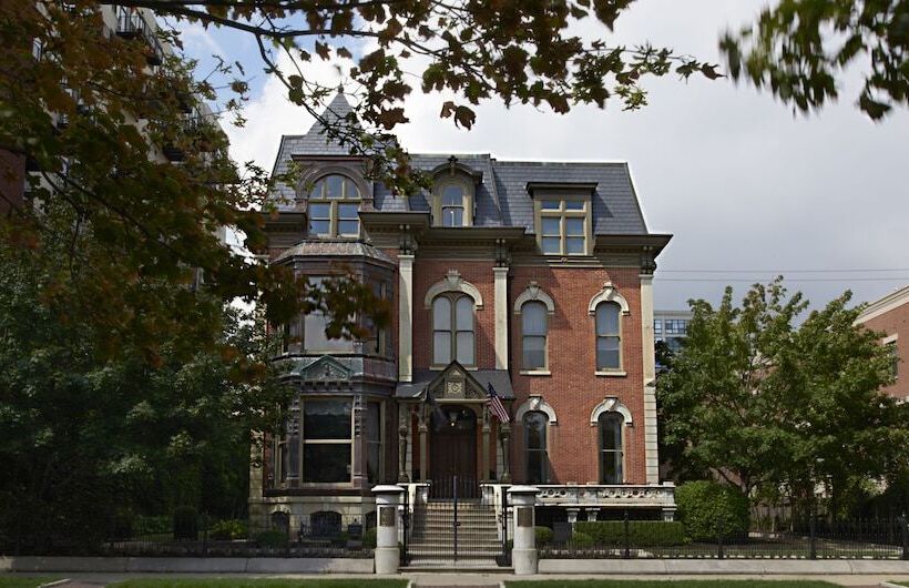 בית מלון כפרי The Wheeler Mansion