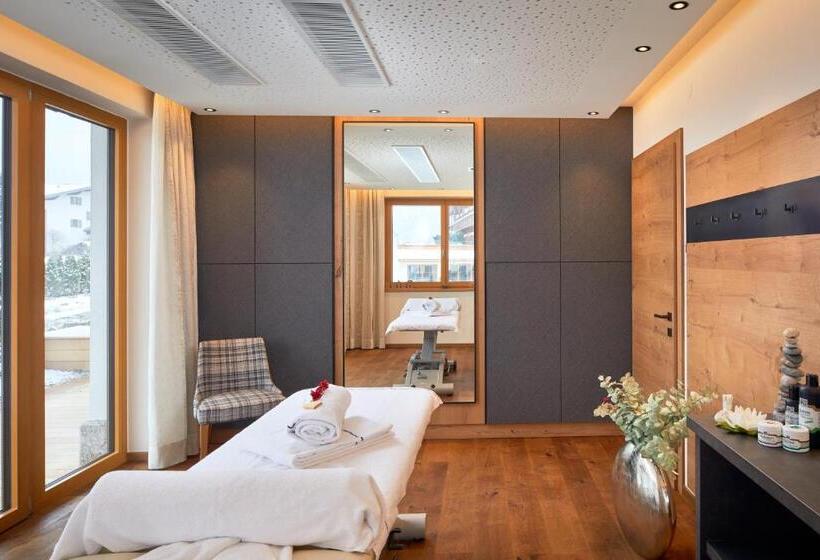 Отель Wöscherhof   4 Sterne Superior