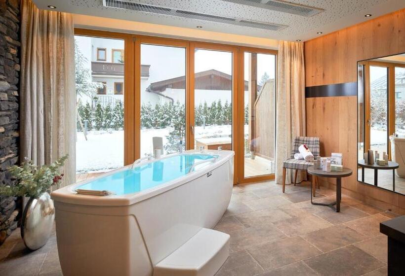 Отель Wöscherhof   4 Sterne Superior