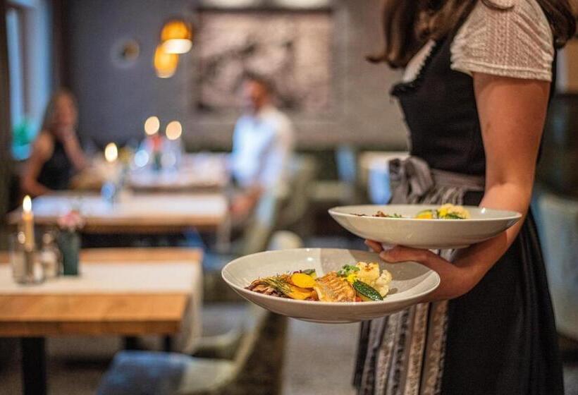 Отель Wöscherhof   4 Sterne Superior