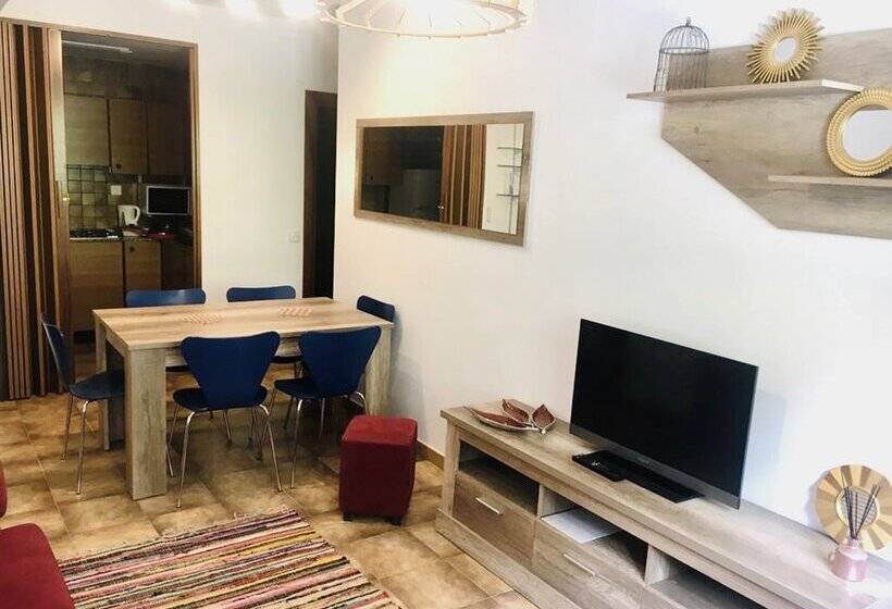 Apartamentos Valle de Inclés Mikka 3000