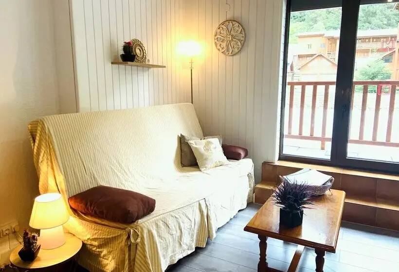 Apartamentos Valle de Inclés Mikka