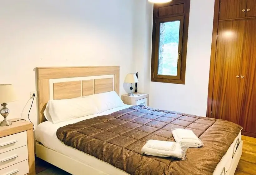Apartamentos Valle de Inclés Mikka