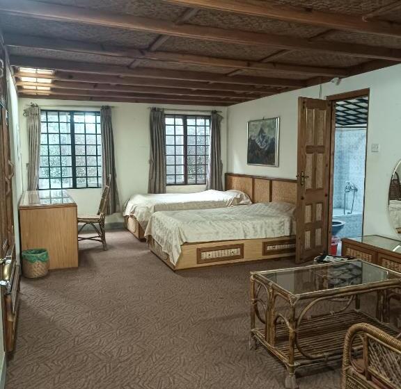 تختخواب و صبحانه Banbatika Cafe And Inn