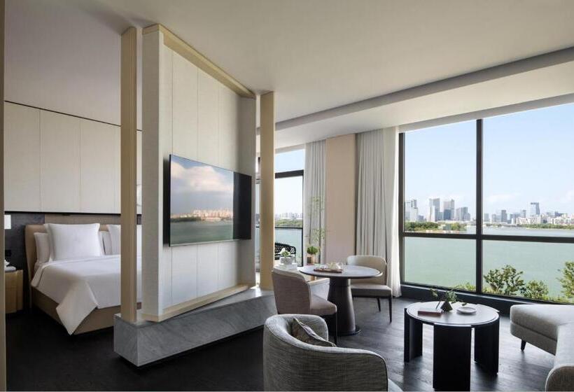 Four Seasons Hotel Suzhou
