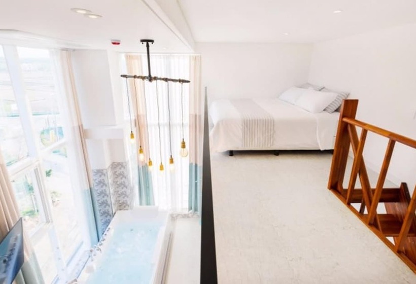 膳宿费 Gangneung Feria902 Kijeugajok Spa Pensio