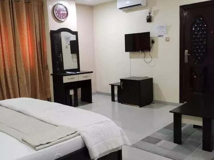 Gyeuti Citi Hotel And Suites