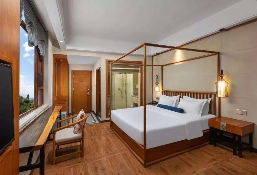 Hotelli Days Inn By Wyndham Dali Erhai Park