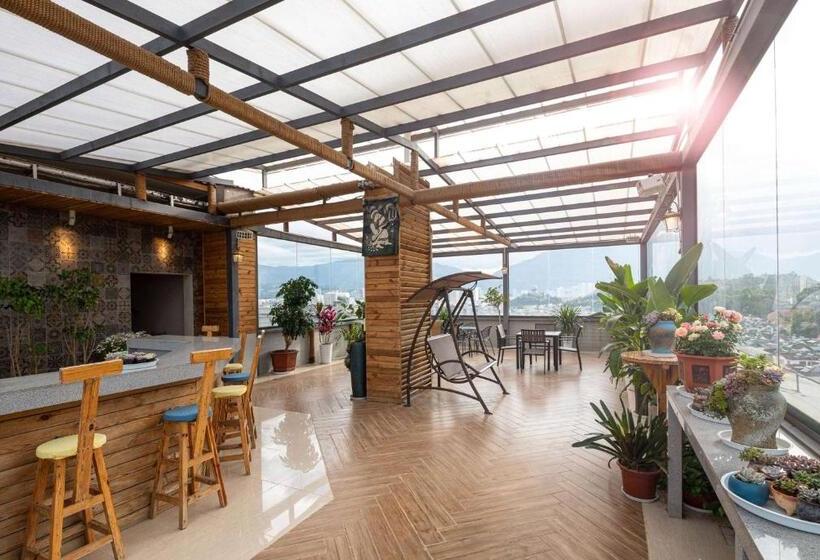 호텔 Days Inn By Wyndham Dali Erhai Park