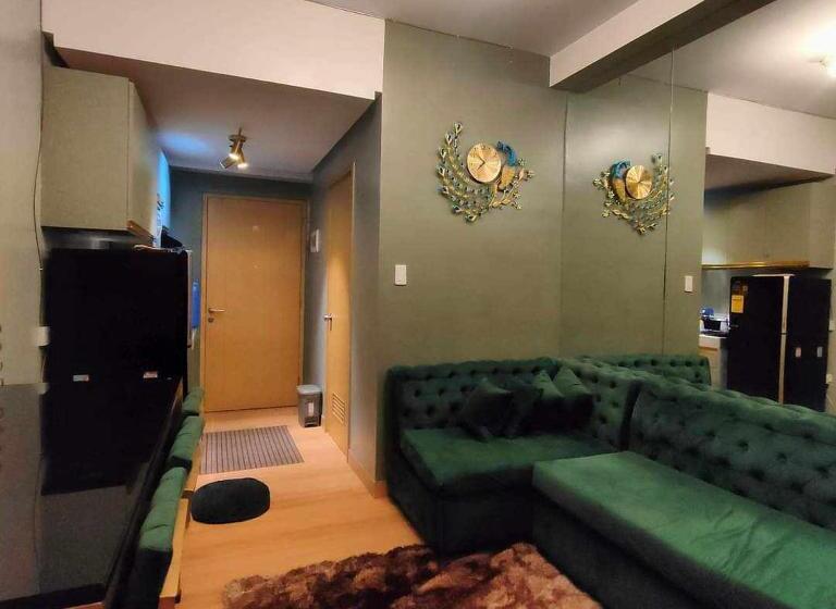 Отель Four Angels Staycation In Trees Residences Near Sm Fairview