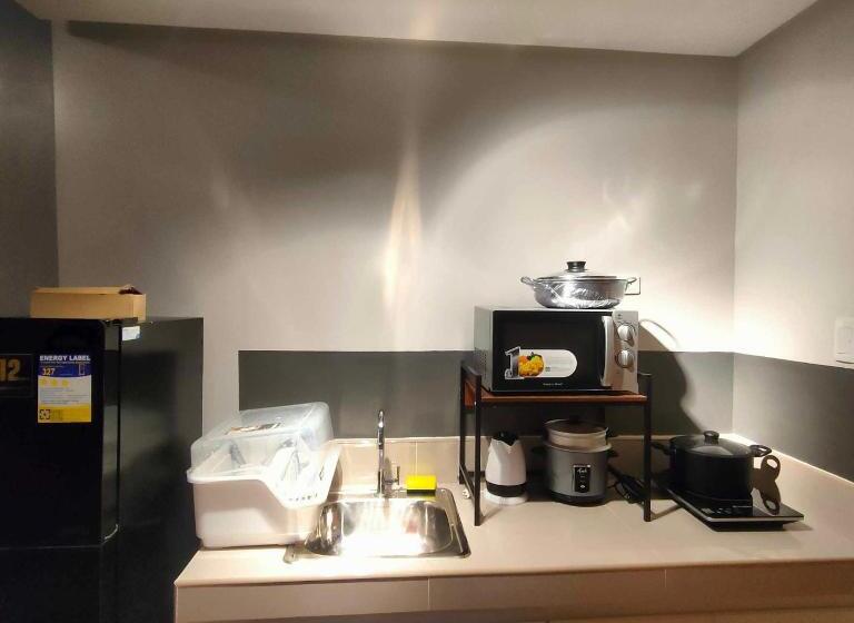 Отель Four Angels Staycation In Trees Residences Near Sm Fairview