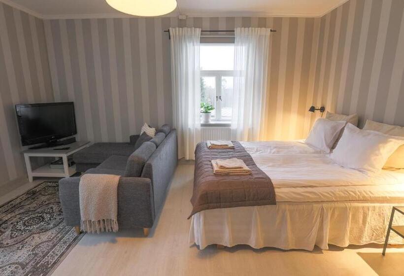 בית מלון כפרי Merikruunu