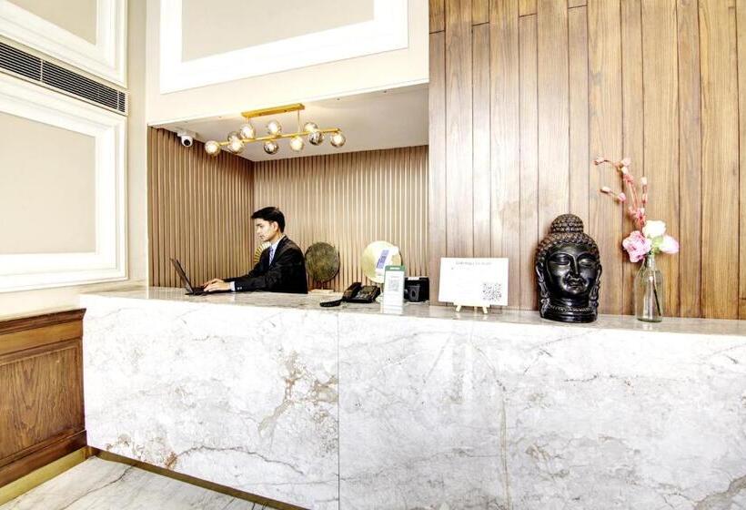 Hotel Saltstayz Le Icon  Cyber Hub