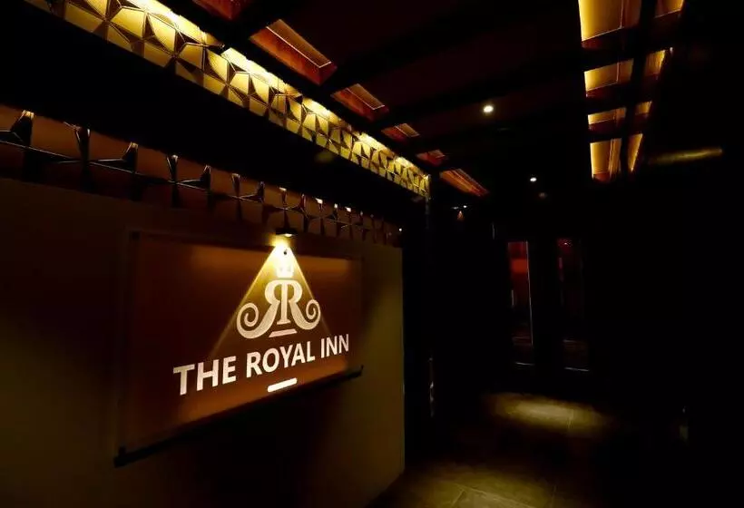 ホテル The Royal Inn