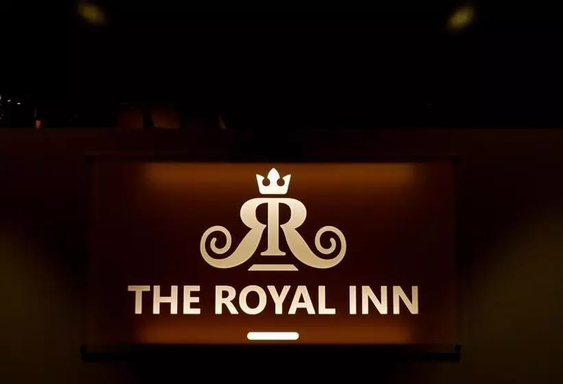 ホテル The Royal Inn