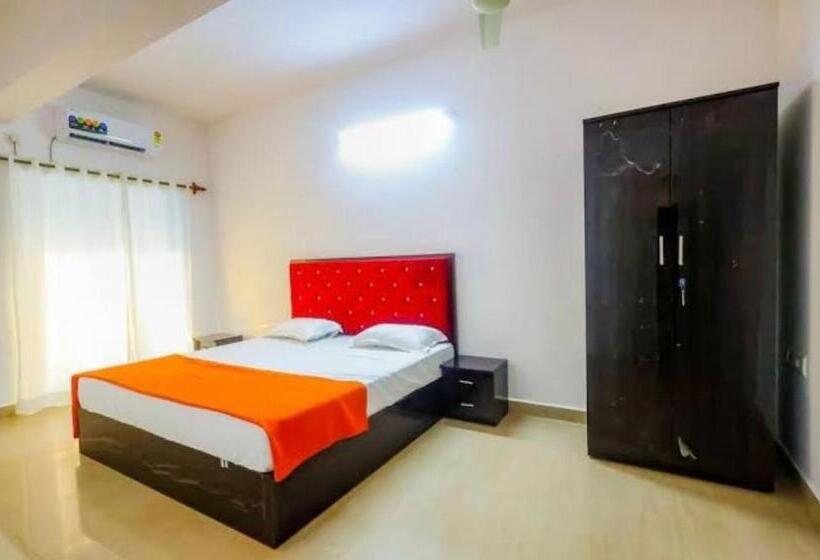 Hotel Vaibhav Hill Park