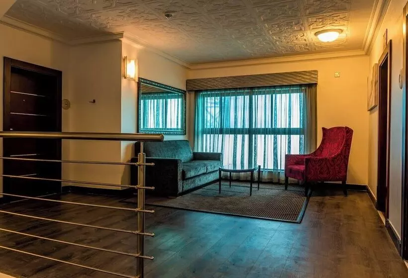 Porto Golf Hotel And Suites Kano