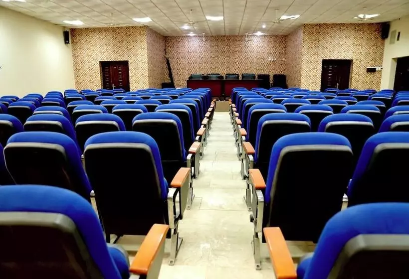 Porto Golf Hotel And Suites Kano